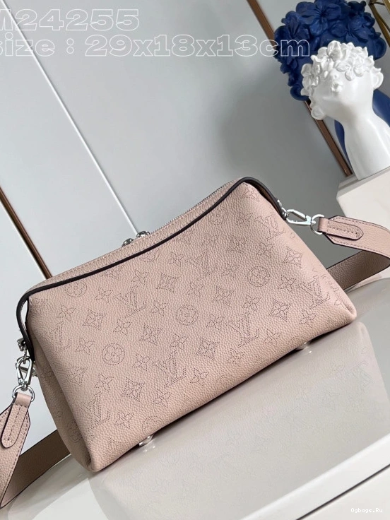 x VUITTON 13CM Hand 29 x PM - 18 LOUIS It All 0125